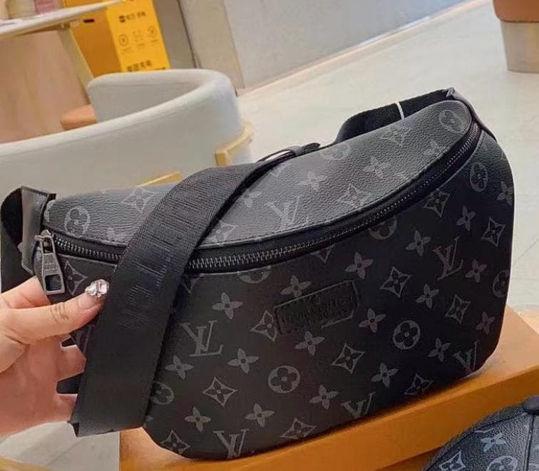 Set Louis Vuitton Monogram Reversible Gold Buckle