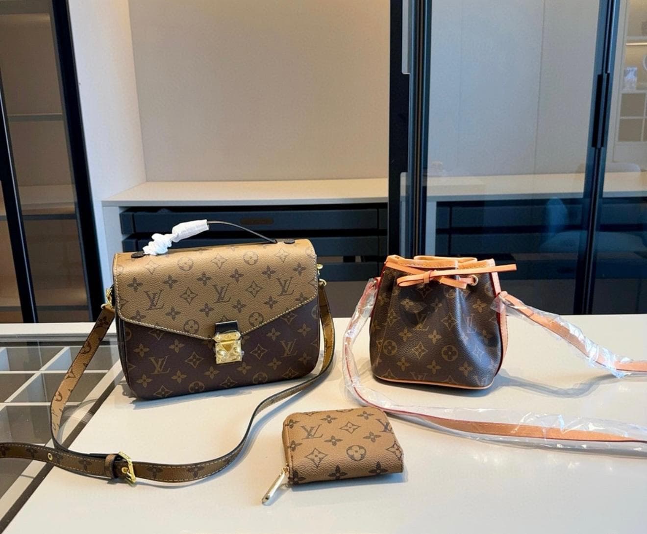 Set Louis Vuitton Monogram Metis & Noé Mini (3 Piezas)