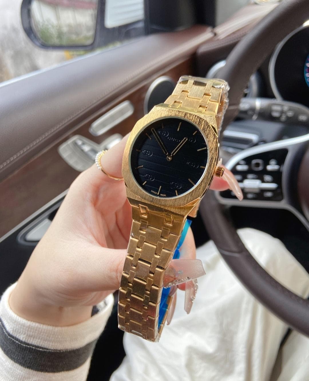 Reloj Gucci 25H Gold